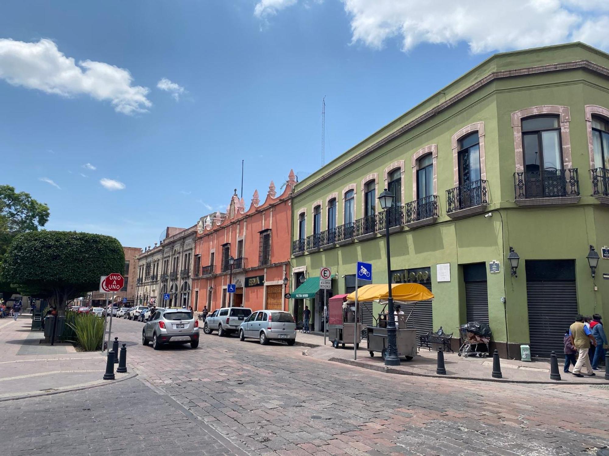 Holiday Inn Queretaro Zona Krystal By Ihg El Salitre Zewnętrze zdjęcie