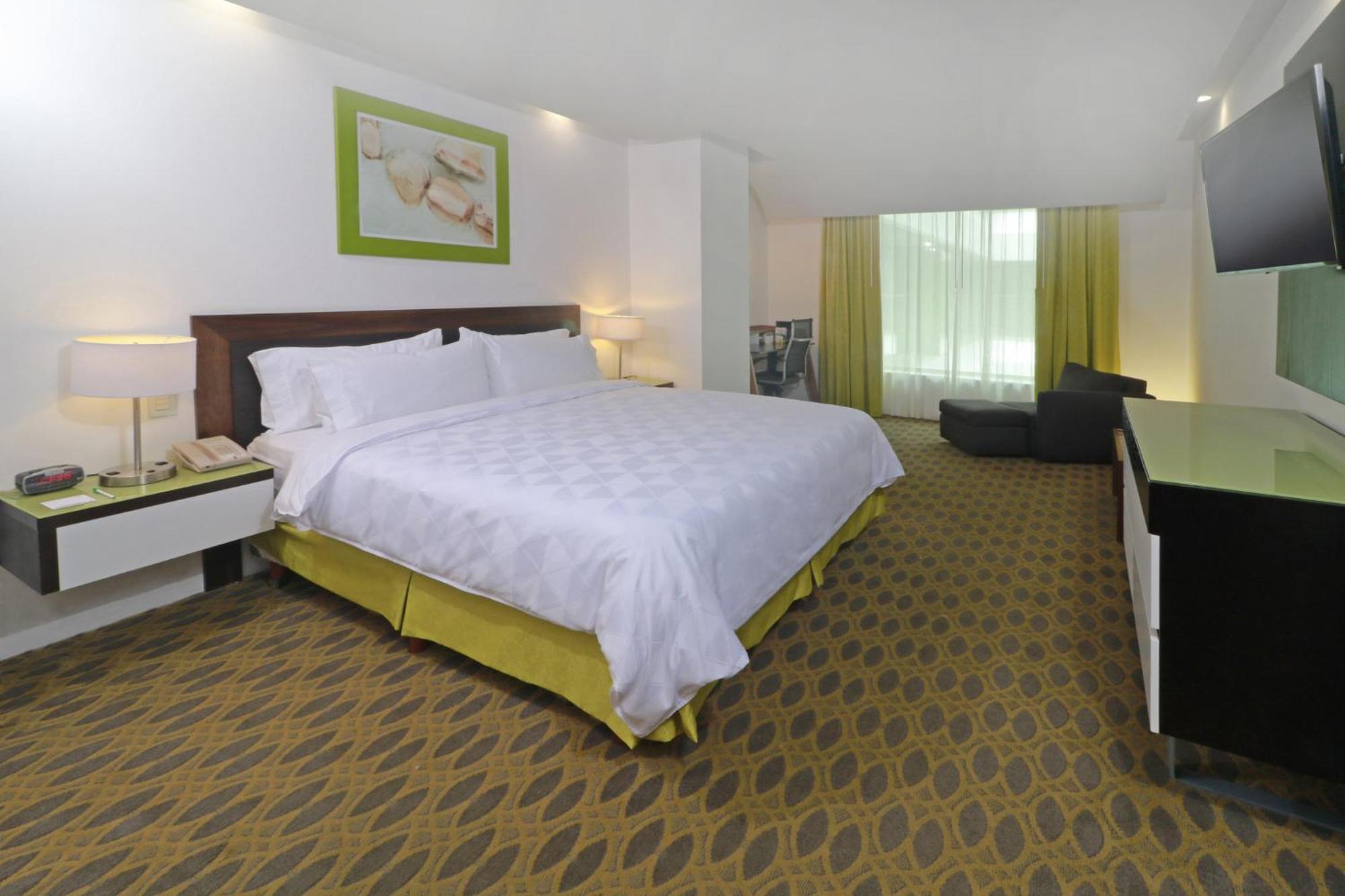 Holiday Inn Queretaro Zona Krystal By Ihg El Salitre Zewnętrze zdjęcie